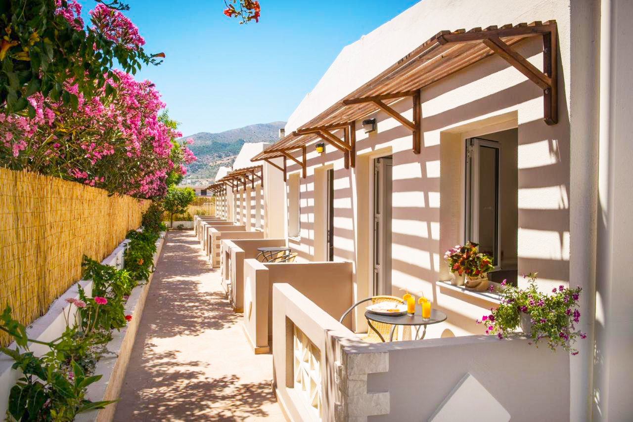 KASTRO BEACH MALIA