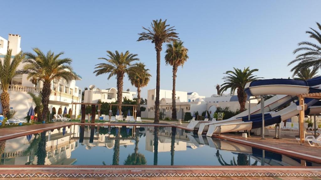 BEST BEACH HOTEL