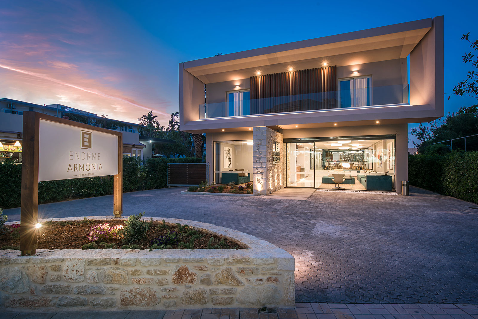 PARALOS LIFESTYLE BEACH