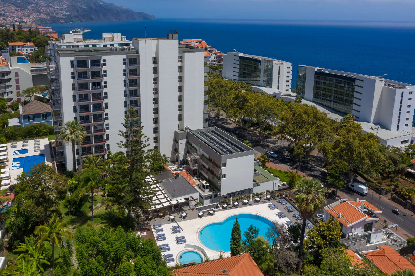 GIRASSOL SUITE HOTEL