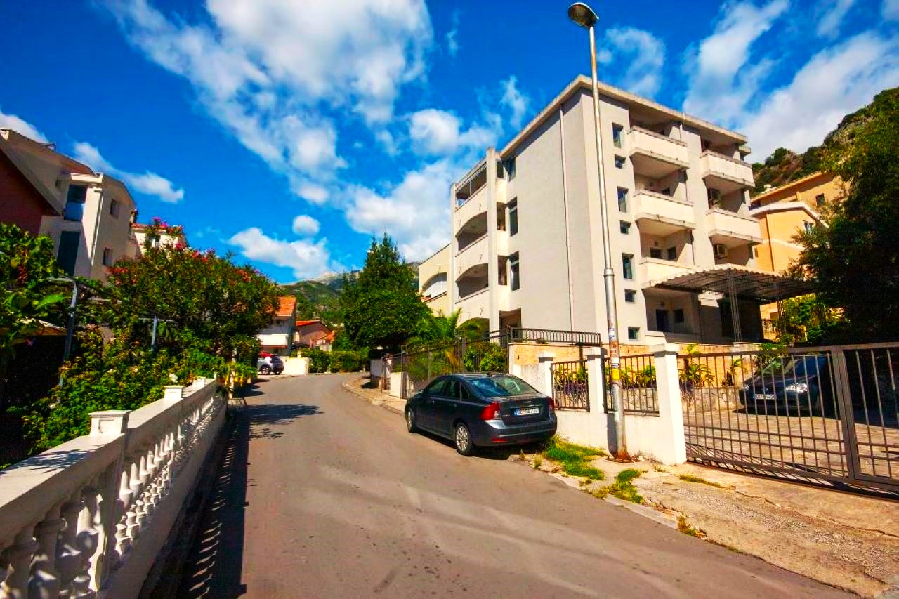 APARTMENTS VILA MARE