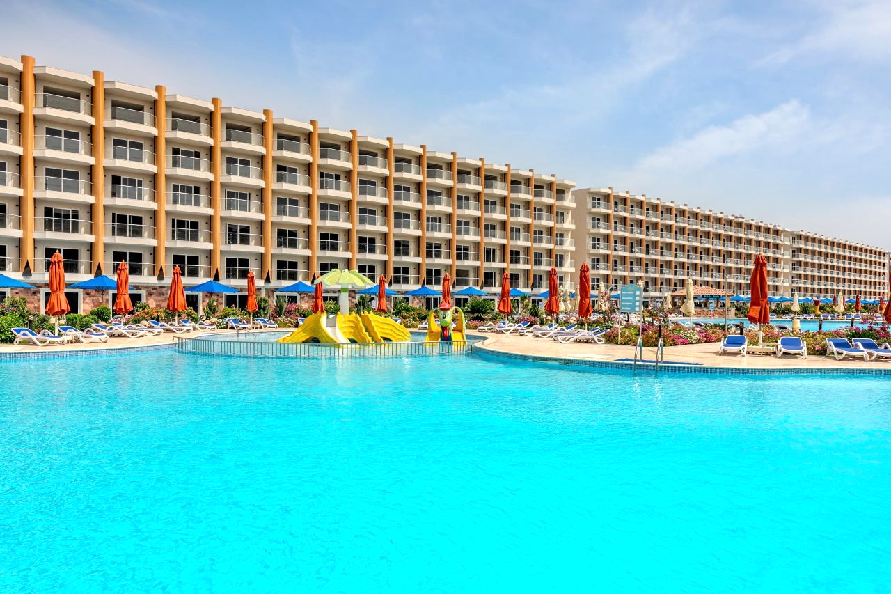 REWAYA MAJESTIC RESORT