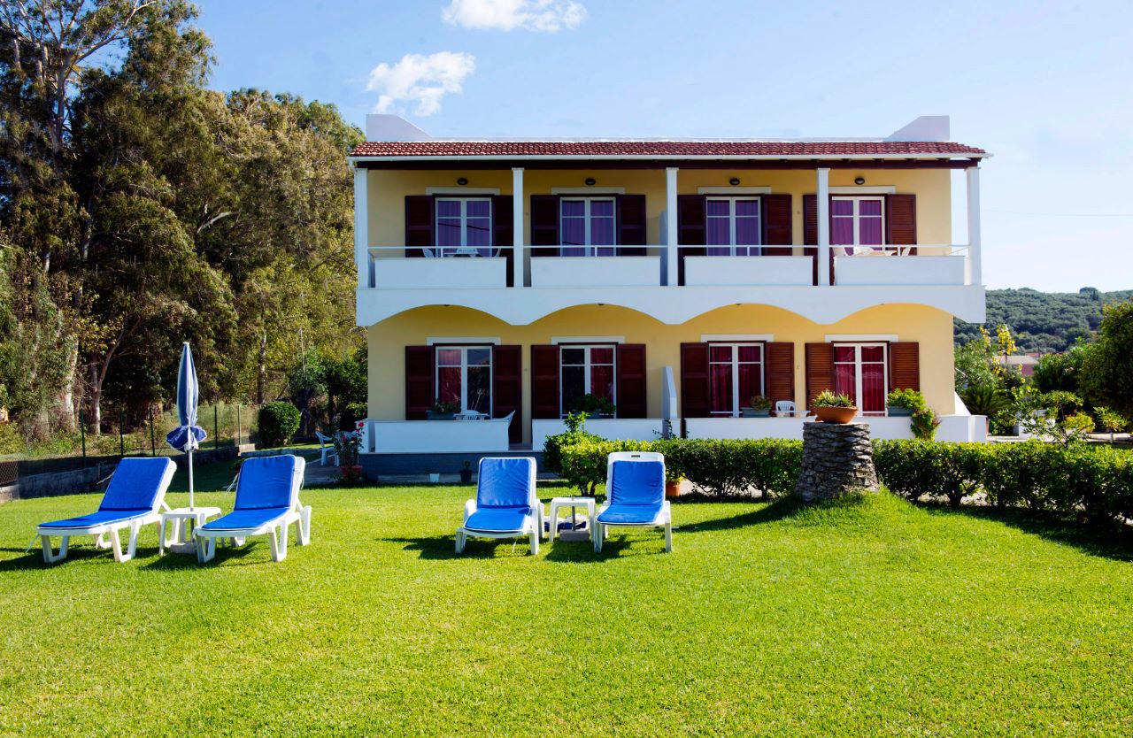 ALEXANDRA ON THE BEACH
