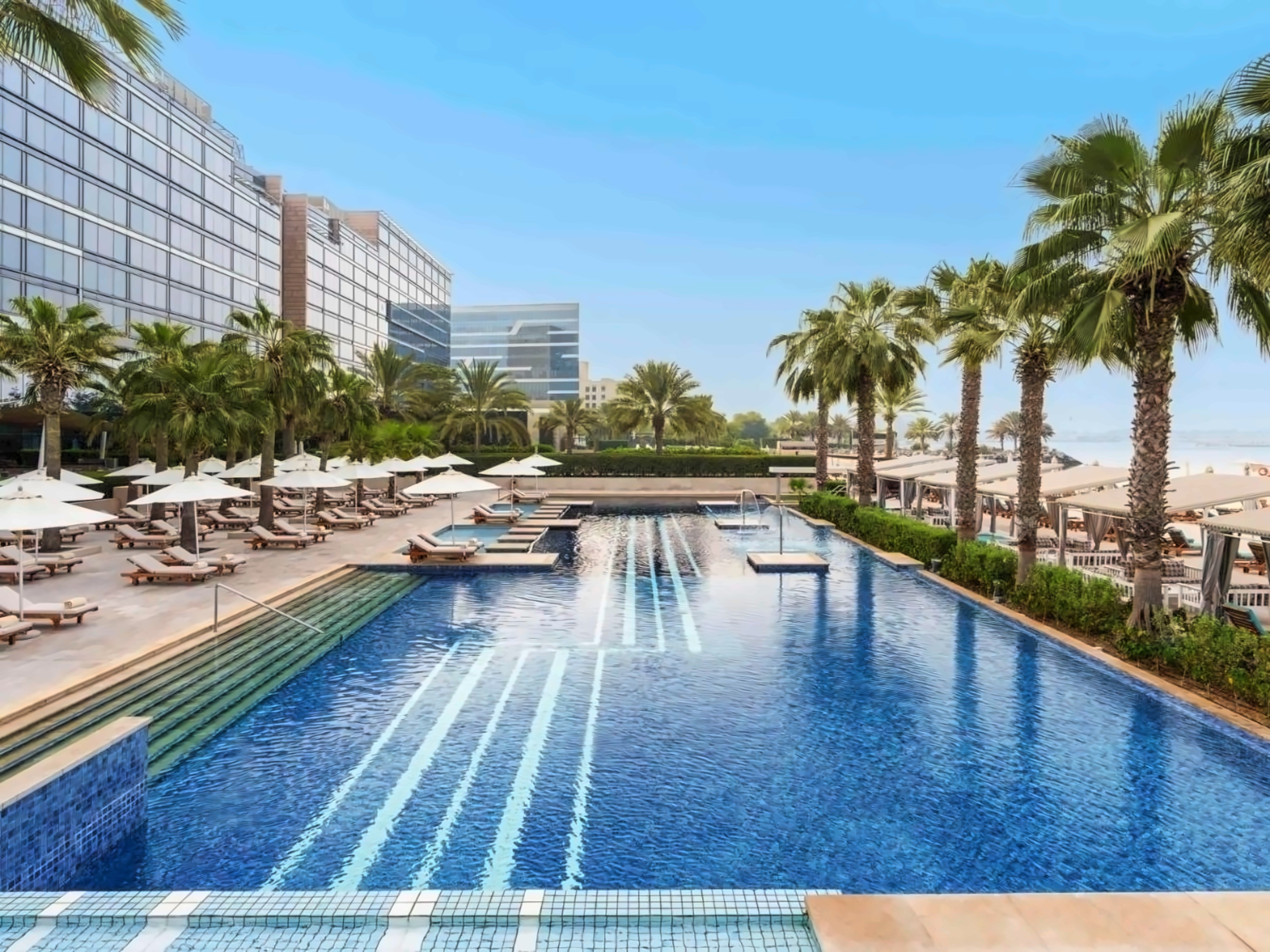 FAIRMONT BAB AL BAHR