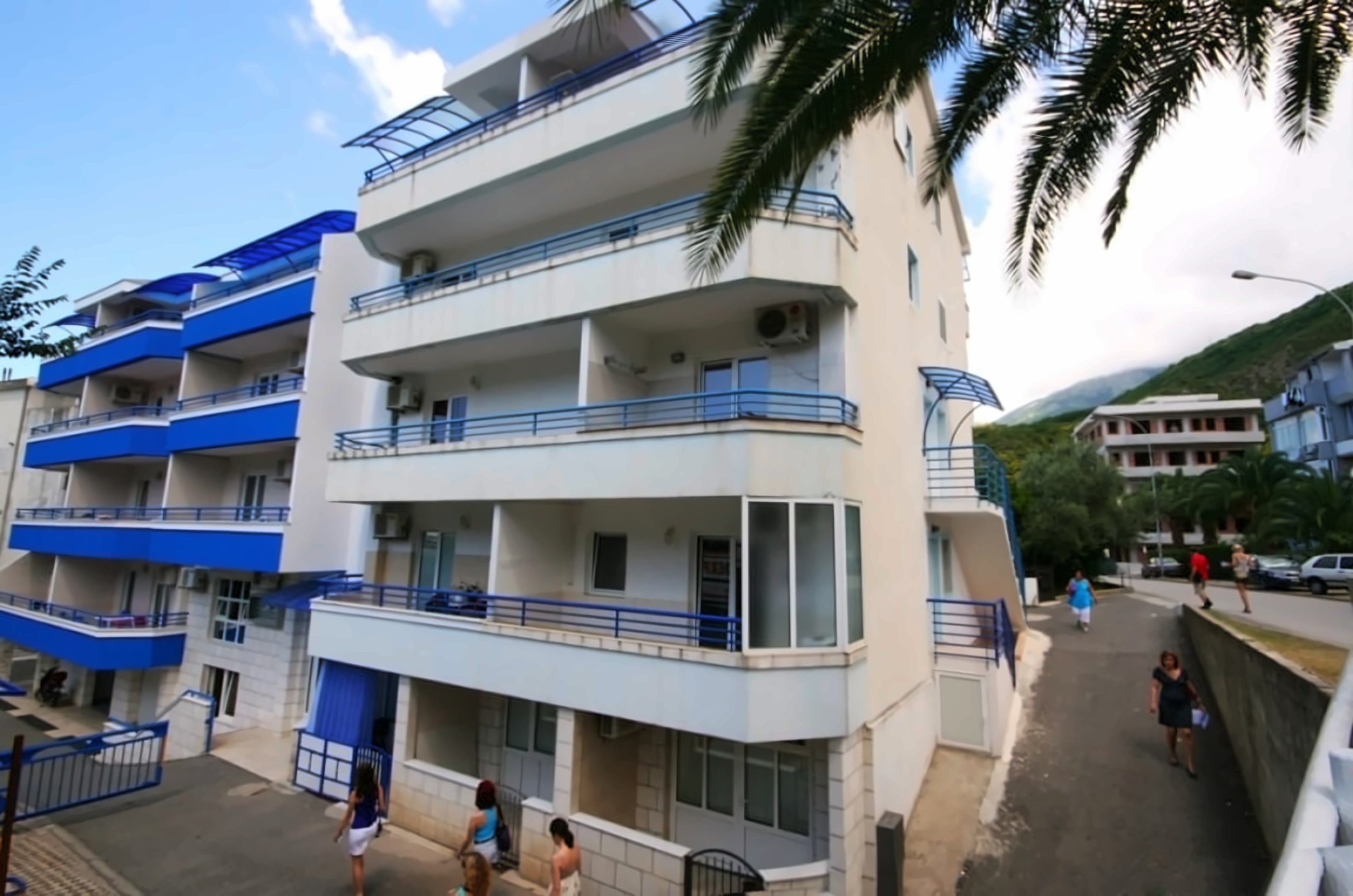 VILLA BLUE PALACE