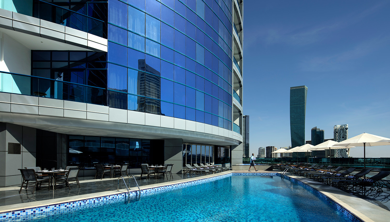 RADISSON BLUE HOTEL DUBAI WATERFRONT
