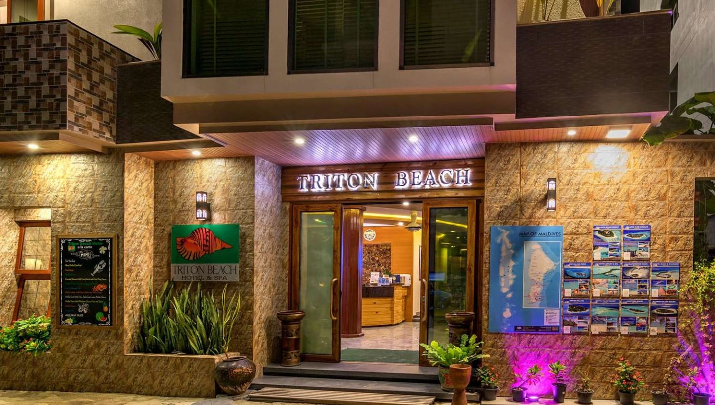 TRITON BEACH HOTEL & SPA