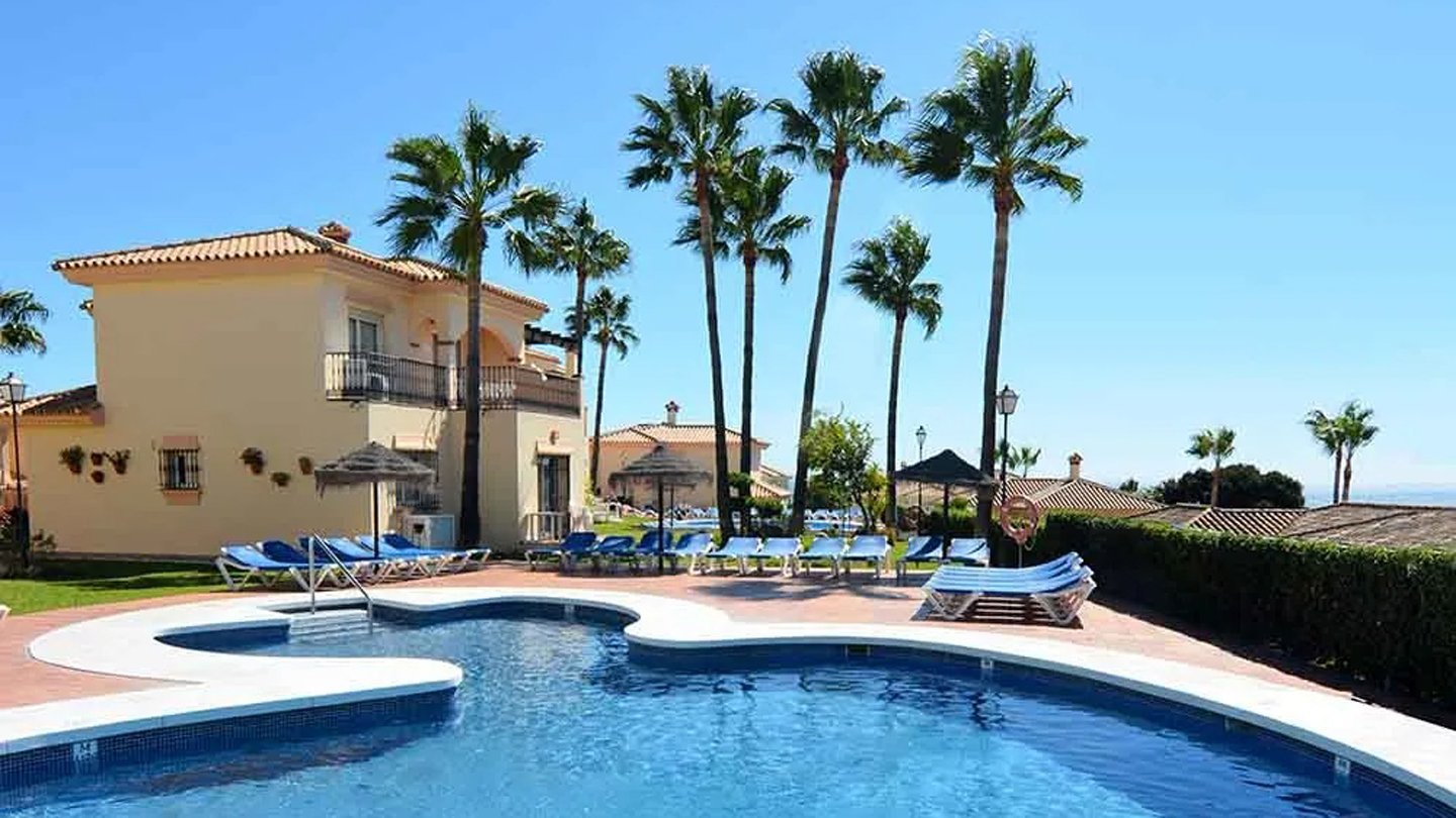 RAMADA HOTEL & SUITES BY WYNDHAM COSTA DEL SOL