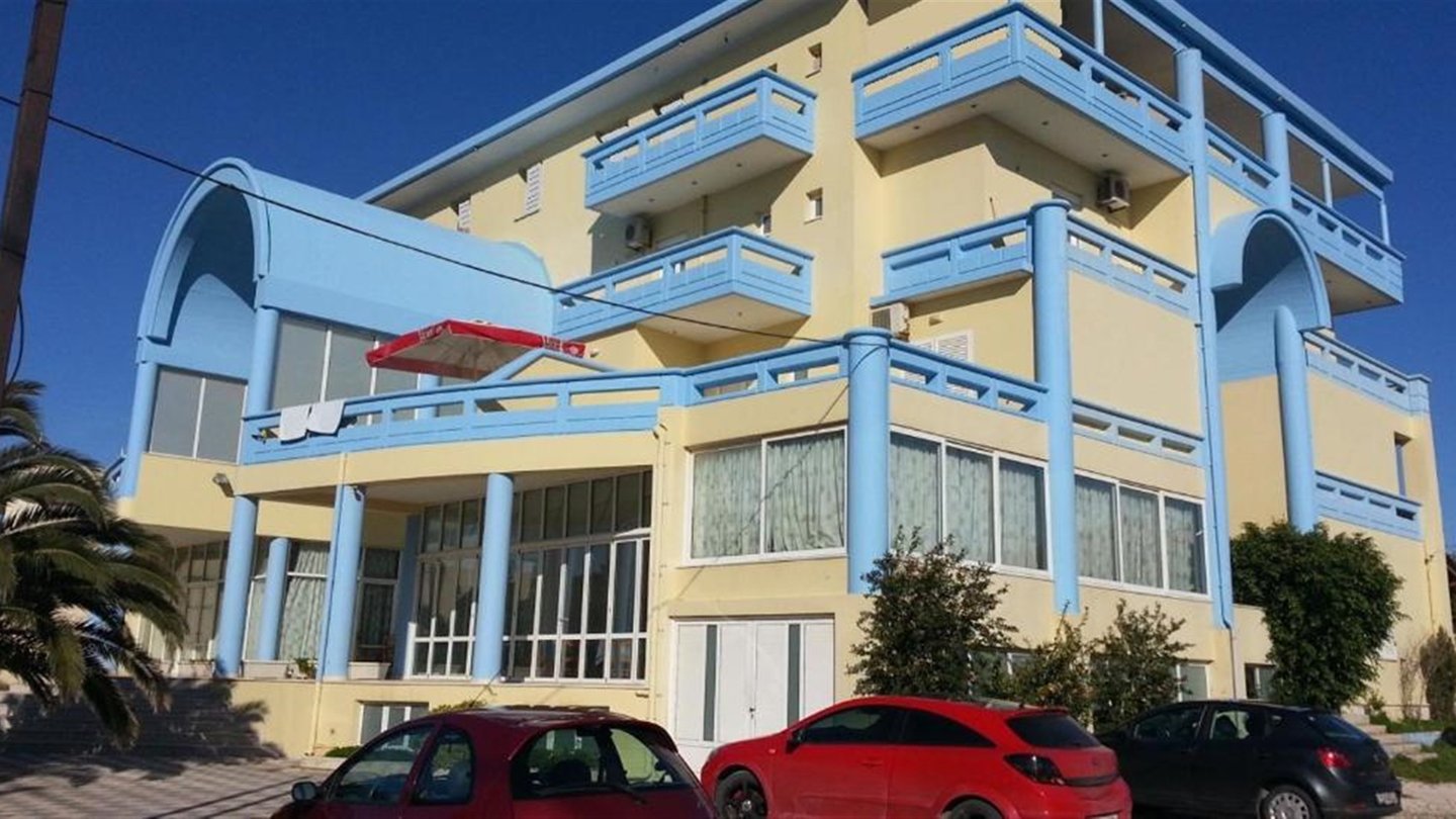 ELENI PALACE