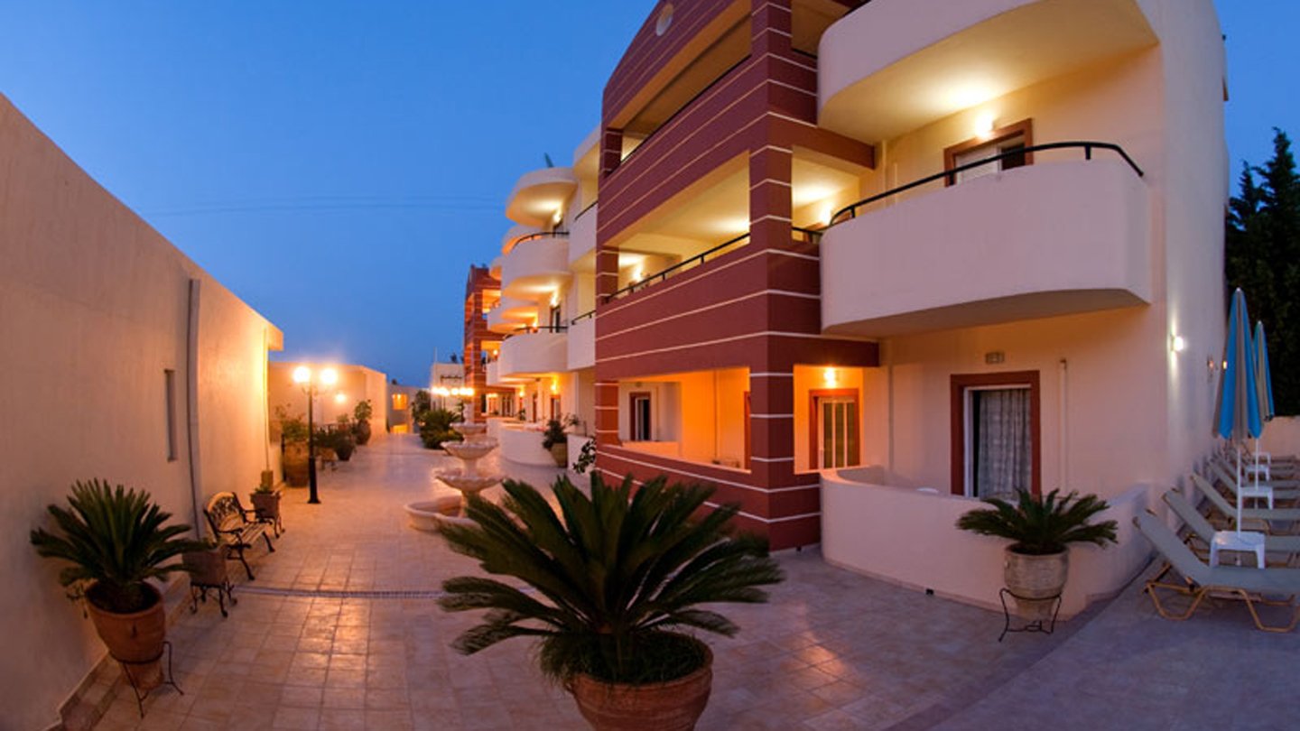 ELPIS STUDIO APARTMENTS
