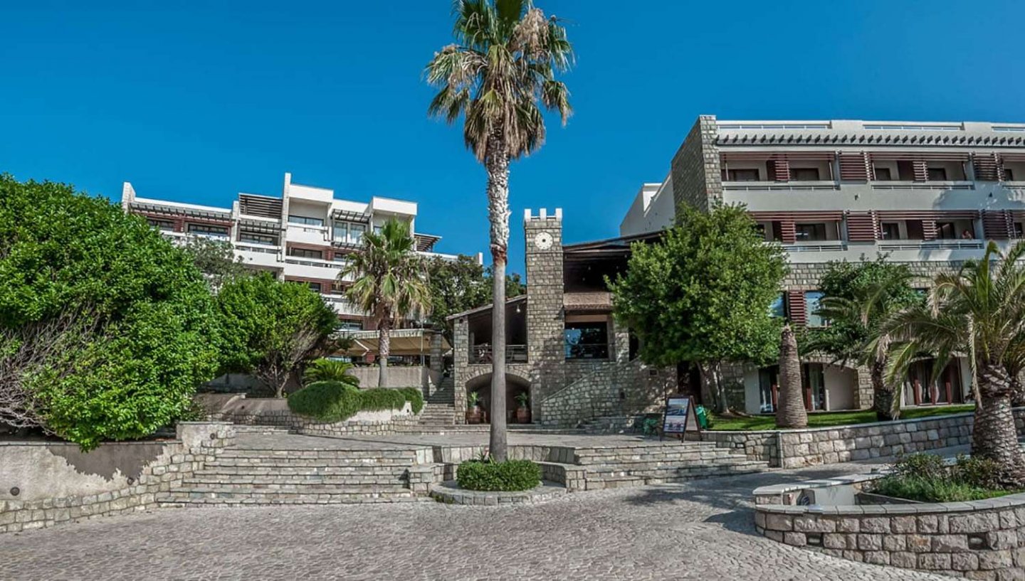 RADISSON WIND ROSE RESORT (EX. RUZA VJETROVA - WIND ROSE HOTEL RESORT)