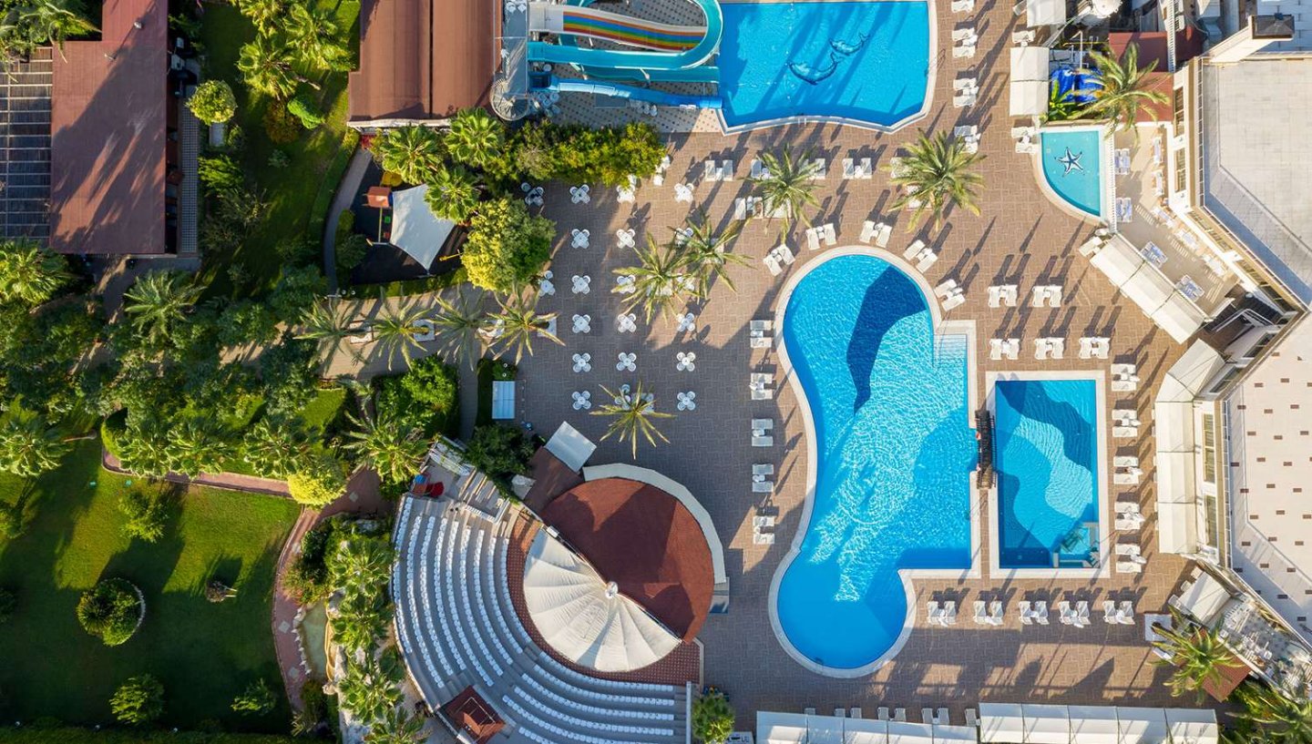 AYDINBEY FAMOUS RESORT