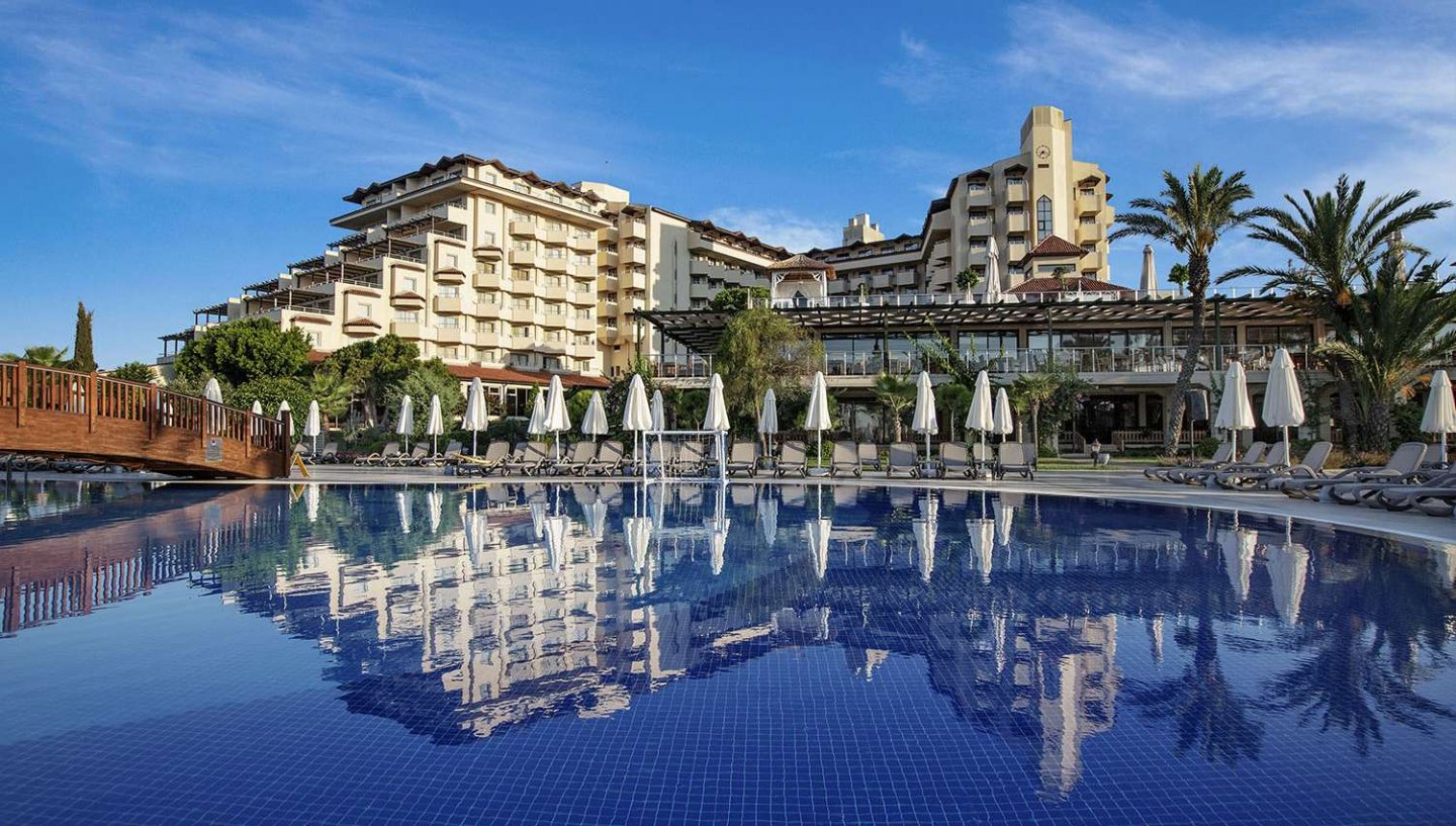 BELLIS DELUXE HOTEL