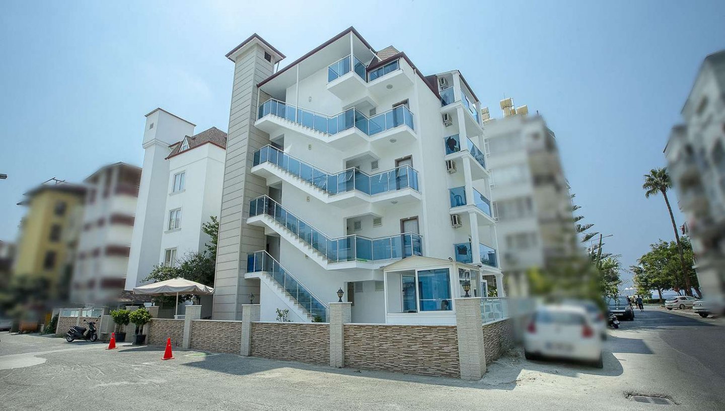 Cleopatra Golden Beach 3