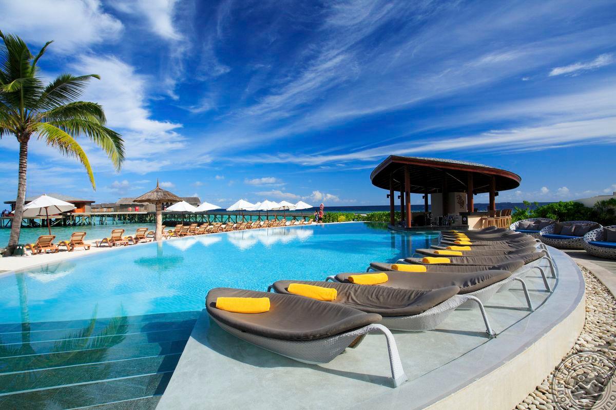 CENTARA RAS FUSHI RESORT & SPA