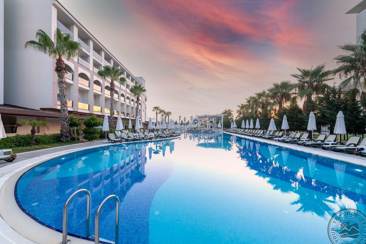 PORT RIVER HOTEL & SPA
