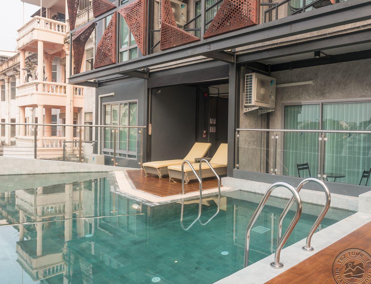 SEA CREST BY JOMTIEN