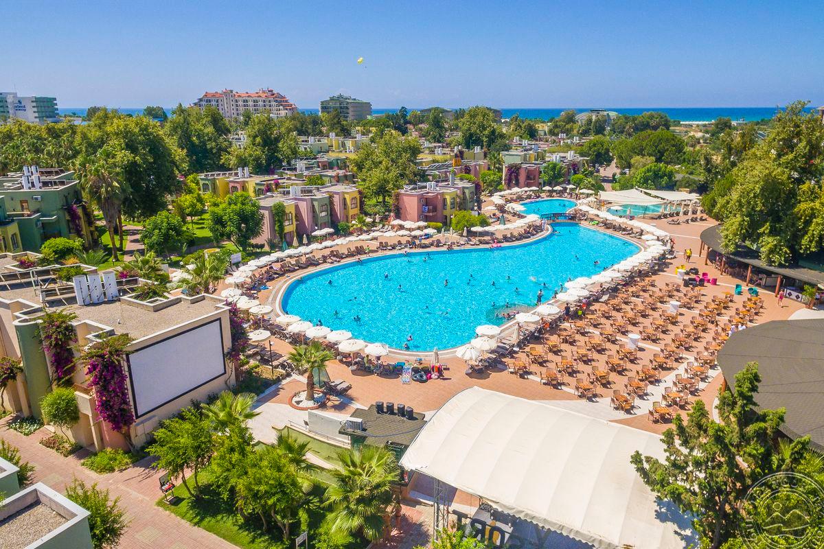 VON RESORT GOLDEN BEACH