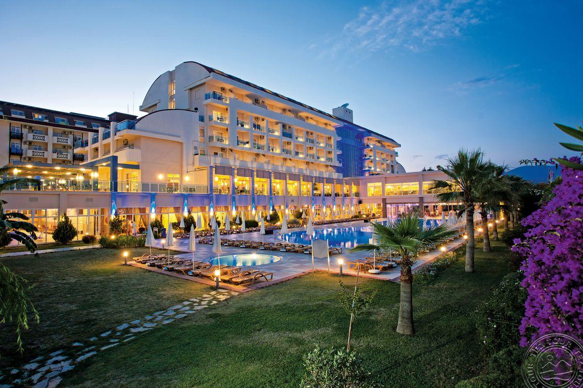 TITAN SELECT HOTEL