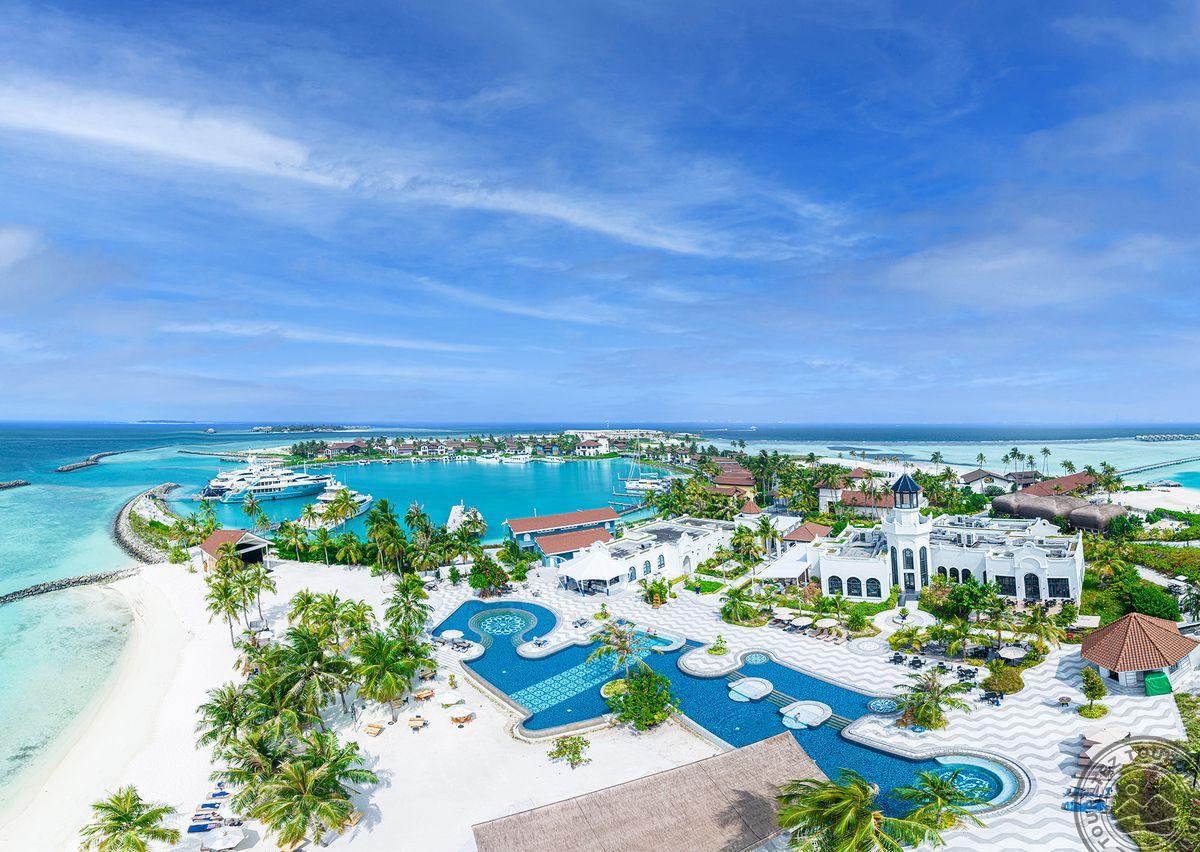 SAII LAGOON MALDIVES, CURIO COLLECTION BY HILTON