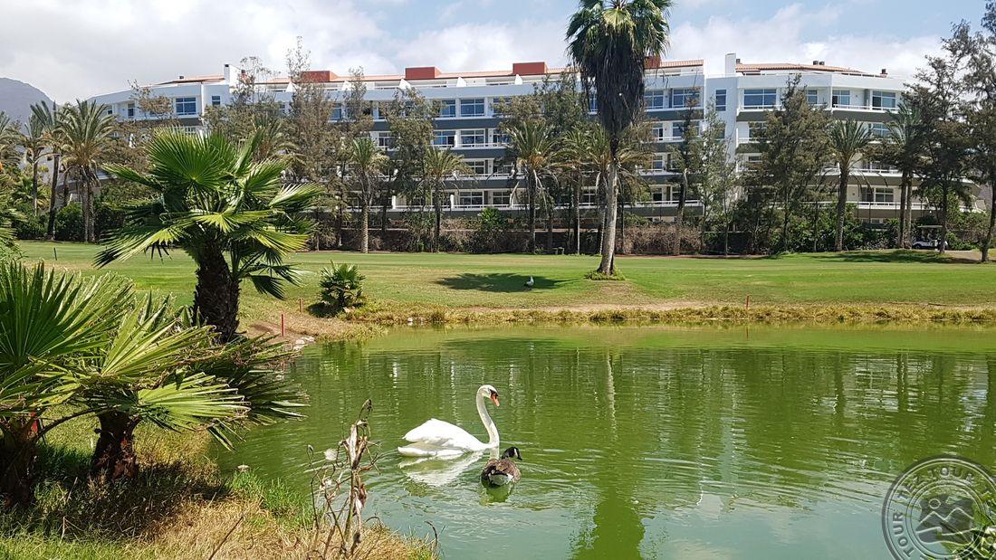 GARA SUITES GOLF & SPA
