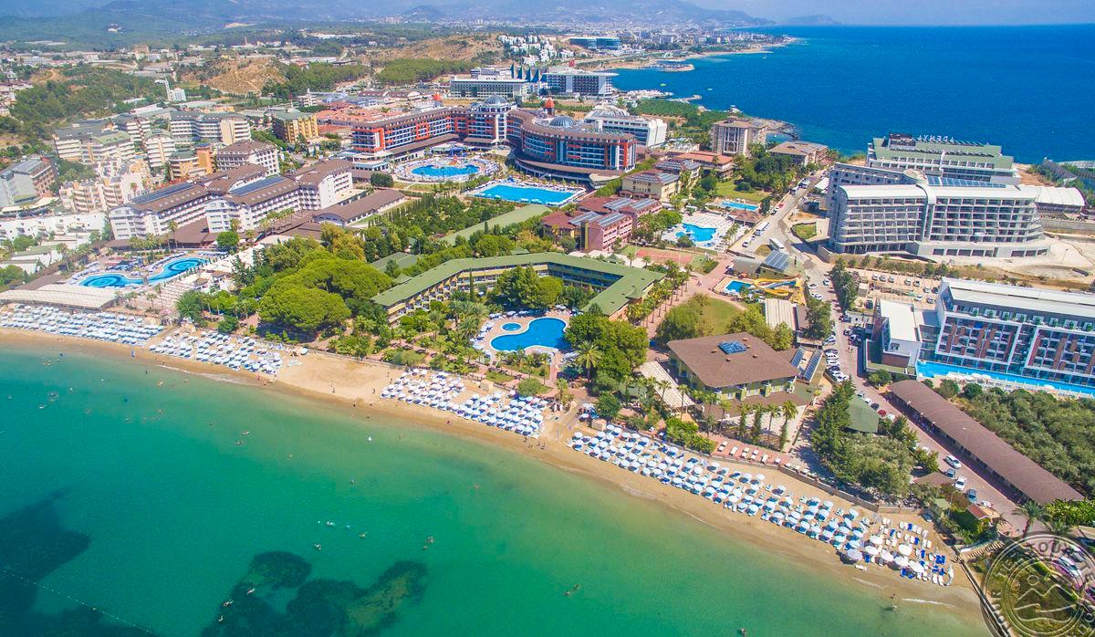LONICERA WORLD RESORT & SPA