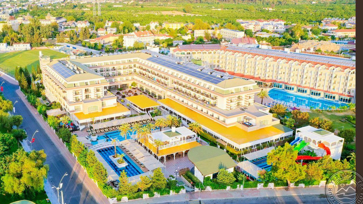 CRYSTAL DELUXE RESORT & SPA